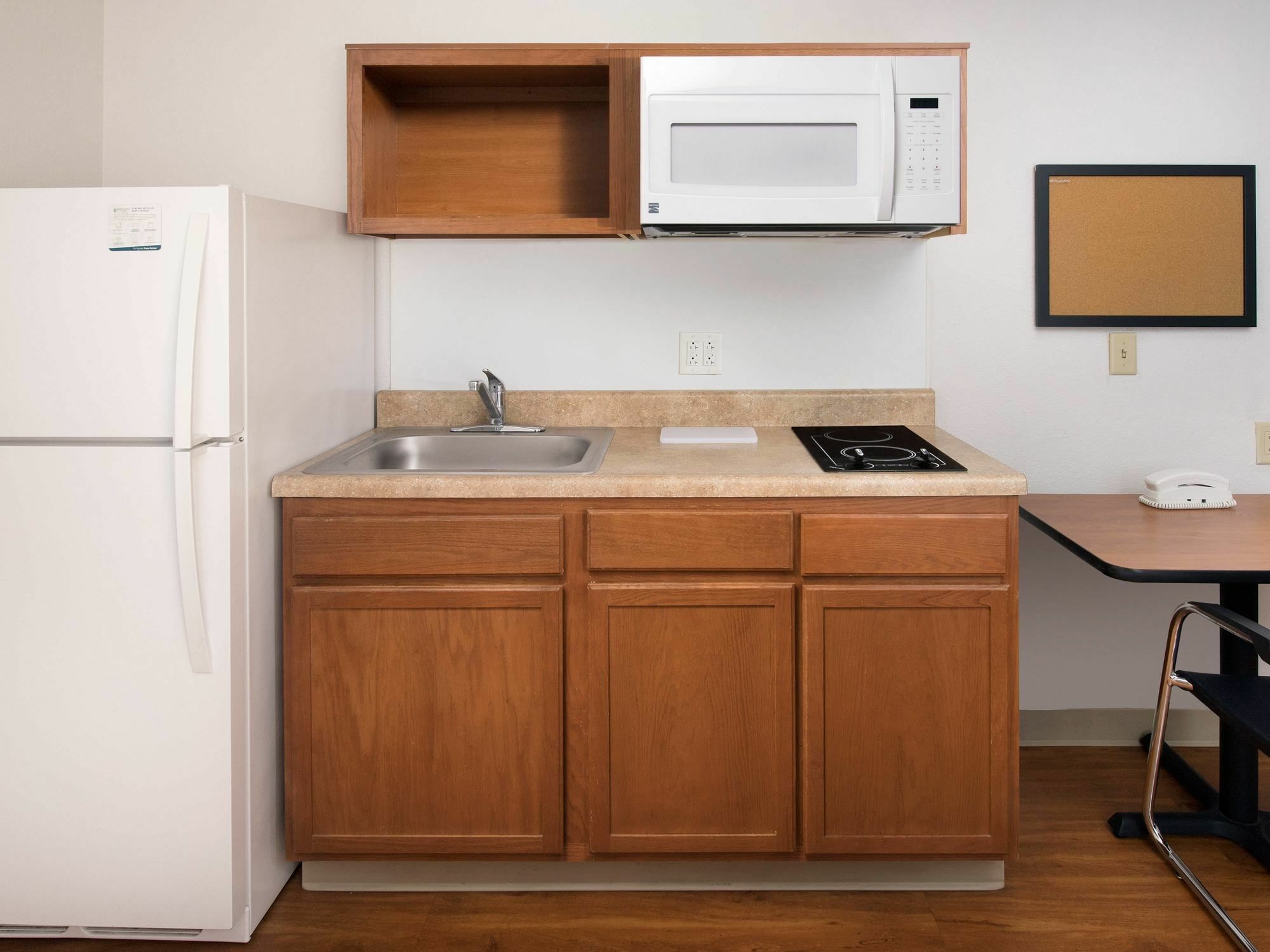Extended Stay America Select Suites - Cleveland - Airport Fairview Park Luaran gambar